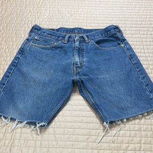 LEVIS 505 MENS SIZE 34 Classic Cutoff Denim Shorts - Blue
